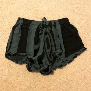 Wahine Toa shorts